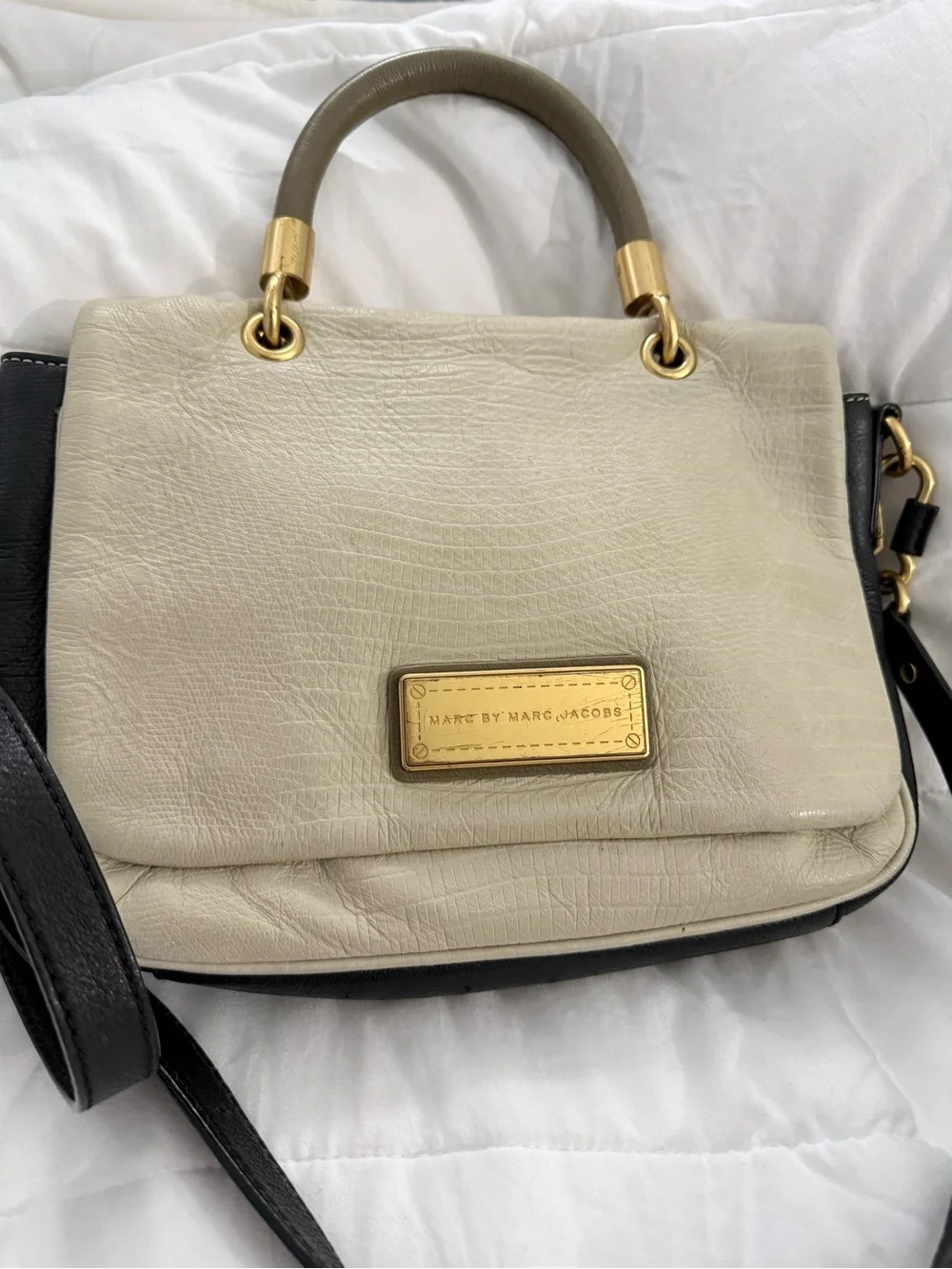 Marc Jacobs Two-Tone Leather Satchel - Cream & Black